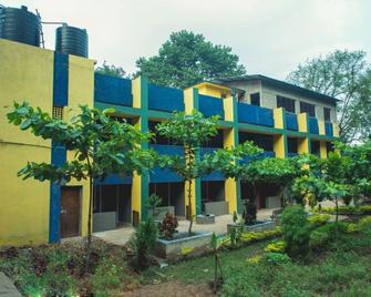 Staymaker Riverwood Residency - Dandeli - Edificio