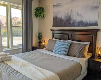 Studio 14 - 2 min du Bord de l'eau Foyer & Barbecue - Sainte-Anne-de-Beaupré - Chambre