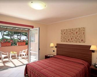 Corte dei Tusci Village Palace Hotel - Scarlino - Bedroom