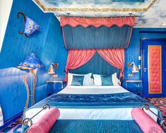 Villa Royale - Paris - Bedroom