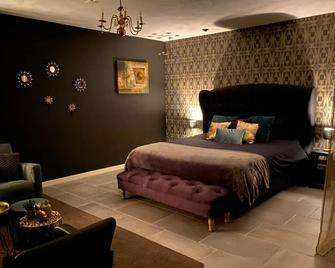 Gasterij Hotel Dennenoord - Boxtel - Bedroom