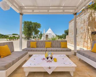 Trulli Ion By Barbarhouse - Carovigno - Binnenhof