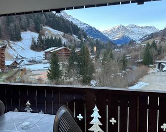 Mountain River Resort - Val-d'Illiez - Balkon