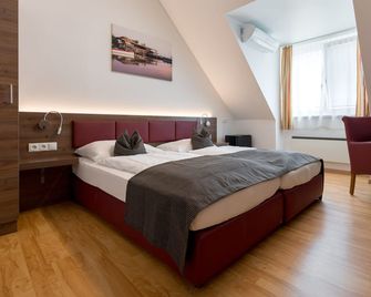 Hotel am See Rust - Rust - Habitación