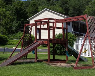 Fran Cove Motel - Lake George