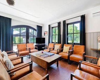 Atmospheric country house in Asten on a golf course - Asten