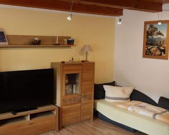 Quartier am Markt- Ferienwohnung - Bad Gottleuba - Sala de estar