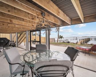 3-Br Waterfront, Sebastian Inlet Views, Private Dock & Daily Wildlife Sightings - Micco - Balcón