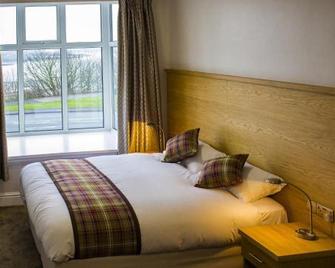King Alfred Hotel - Barrow-in-Furness - Bedroom