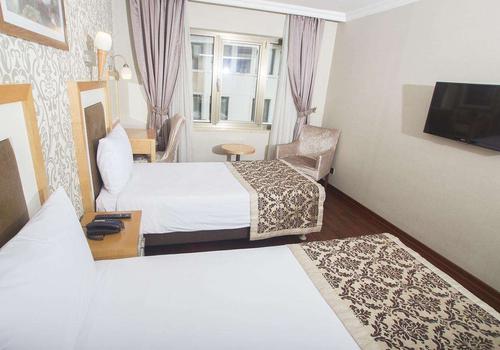 nova plaza taksim square 61 istanbul hotel deals reviews kayak