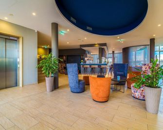Lagovida - Das Ferienresort Am Störmthaler See - Großpösna - Lobby