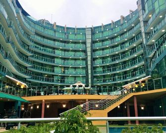 Hotel Primorsko Del Sol - Primorsko - Gebäude