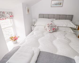 Bryn Haf, New Street - Beaumaris - Bedroom