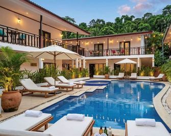 Vangvieng Night Market Resort - Vang Vieng - Pool