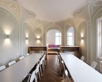 Hi Youth Hostel Lindau - Lindau - Ruang rapat