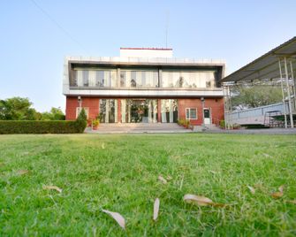 OYO 43034 Springfield Resort - Kaithal - Building