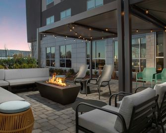 Home2 Suites by Hilton Concord Charlotte - Concord - Building