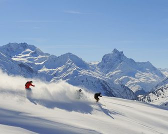 Berghotel Basur - Das Schihotel am Arlberg - Flirsch