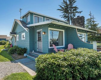 Juan de Fuca Waterfront Hotel & Cottages - Sequim - Gebouw