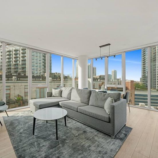 Living room view of Level Chicago - River North