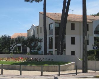T2 bis 200m from beach - parking - - Saint-Georges-de-Didonne - Edificio