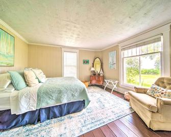 Private Waterfront Lake Erie Home With Bbq Patio - Ashtabula - Habitación