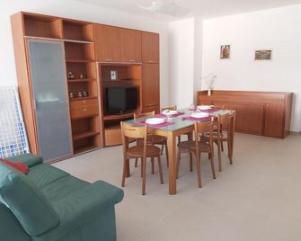 Appartamento Campo grande - 카발리노 - 다이닝룸