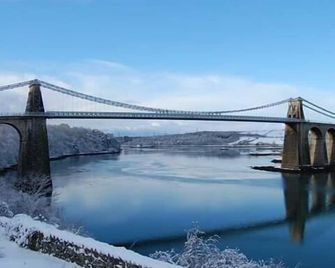 Boathouse Hotel - Holyhead
