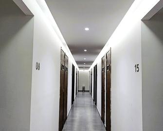 A15 Premium Suite Black Cocina Terraza Companies Work Teams 1-2 Pax - Izcalli - Pasillo