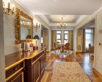 Crowne Plaza Istanbul - Old City By IHG - Istanbul - Bedroom