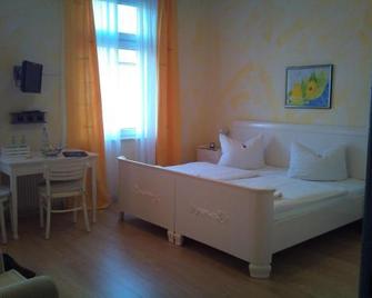 Haus Strandburg - Wangerooge - Bedroom