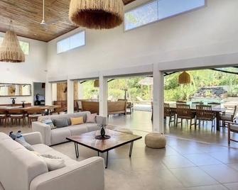 Villa with pool and tropical garden - Las Galeras - Sala de estar