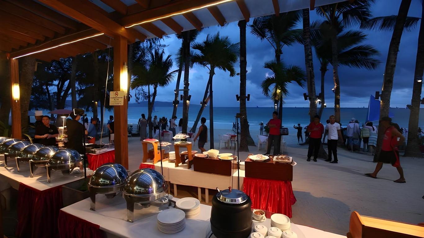 Crown Regency Beach Resort