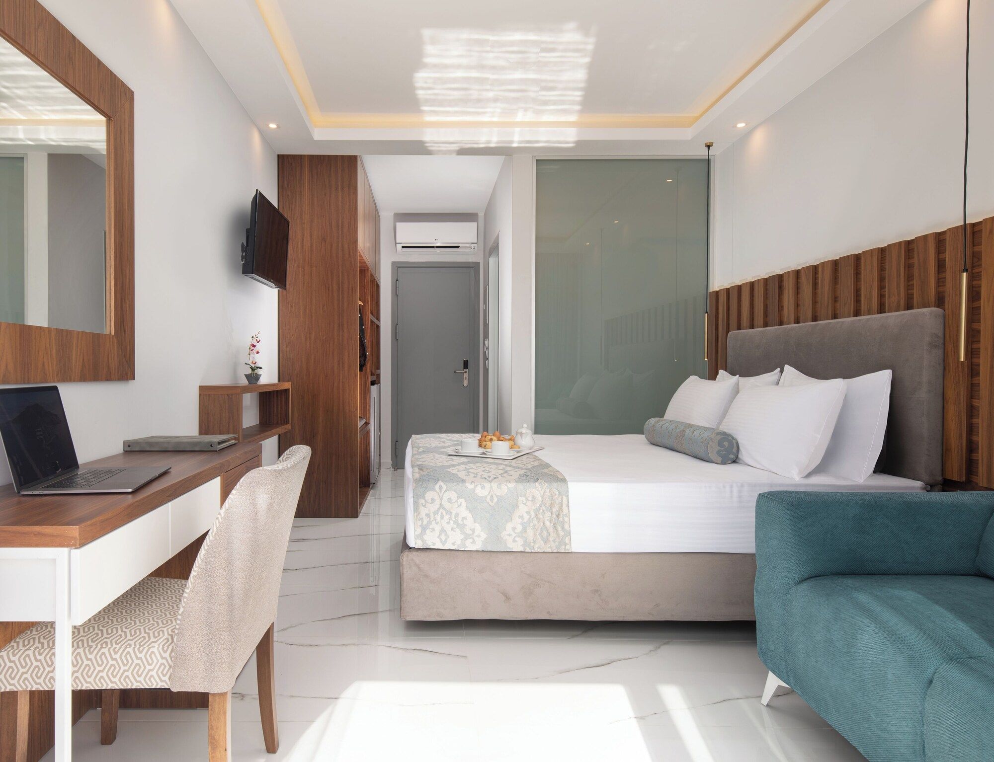 4-you Boutique - Metamorfosi - Camera da letto