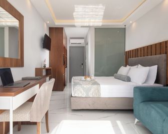 4-you Boutique - Metamorfosi - Camera da letto