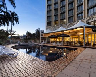 Hilton Garden Inn Darwin - Darwin - Bazén