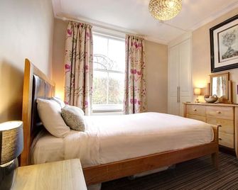 Chester Apartments - Chester