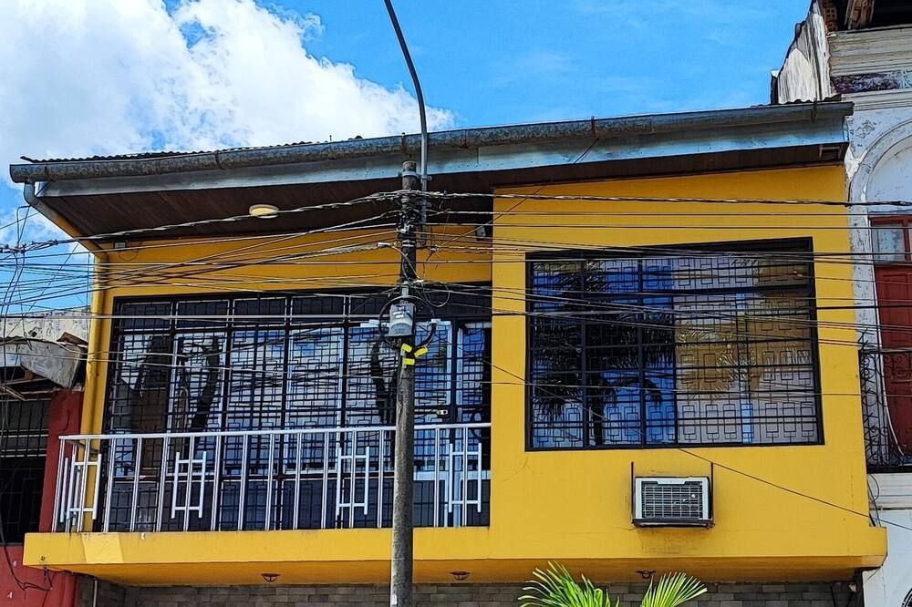 Flying Dog Hostel Iquitos - איקיטוס - בניין