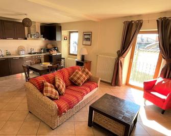 Holiday Home Monte Tabor by Interhome - Cannero Riviera - Olohuone