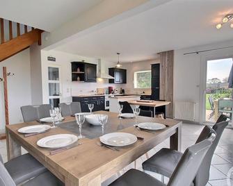 Ty camille - Ploubazlanec - Dining room