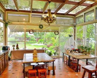 Hualien Casa De Dafne B&b - Ji'an Township - Restaurante
