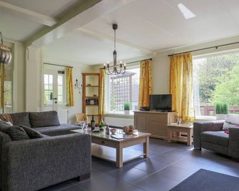 Rendeux Villa with Garden - Rendeux - Wohnzimmer