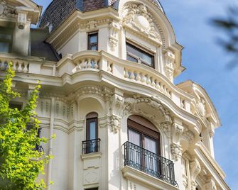 Villa Bougainville by Happyculture - ניס - בניין