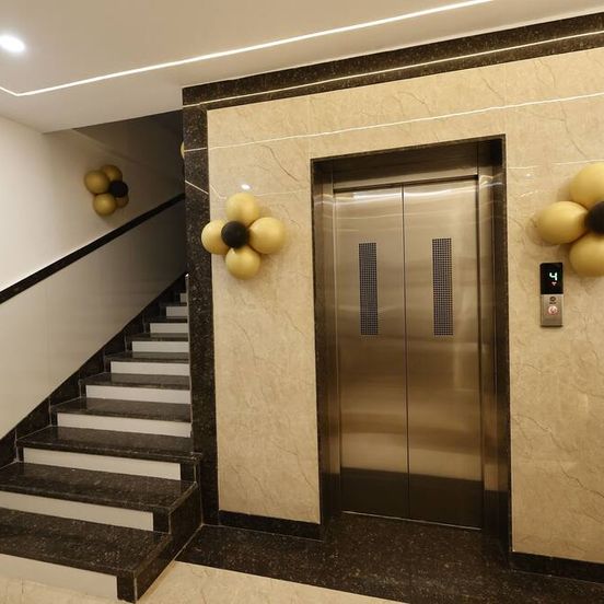 Hotel Raj Residency image 1