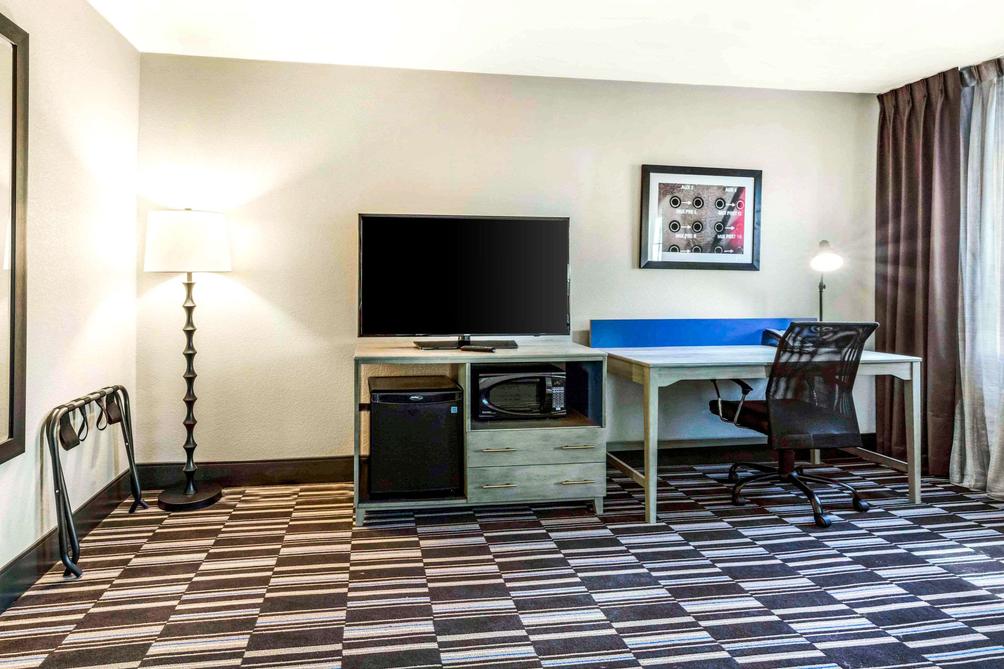 Comfort Inn Airport 72 1 2 8 Memphis Hotel Deals Reviews