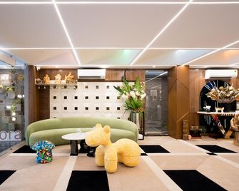 Oriva Vinflora Residency - Nr LV Prasad Eye Hospital, Banjara Hills - Hyderabad - Lobby