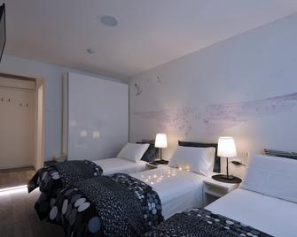 Residenza Corso Saba - Trieste - Camera da letto