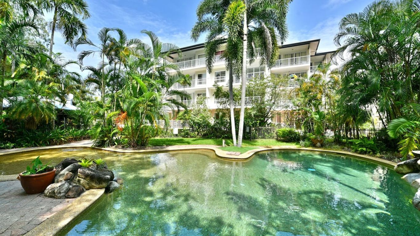 Golden Sands Beachfront Resort