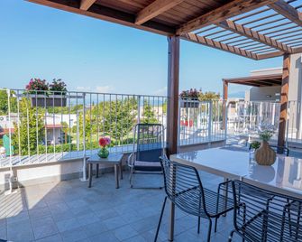 Sisan Family Resort - Bardolino - Balcone