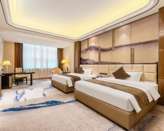 Changzhou Hotel (Yunfu Yihua Square & Panlong Tianhu Branch) - Yunfu - Bedroom